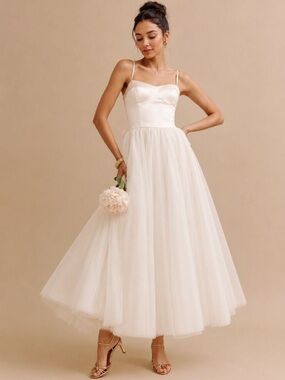 NEW Reformation Alouette ivory tulle midi
Dress